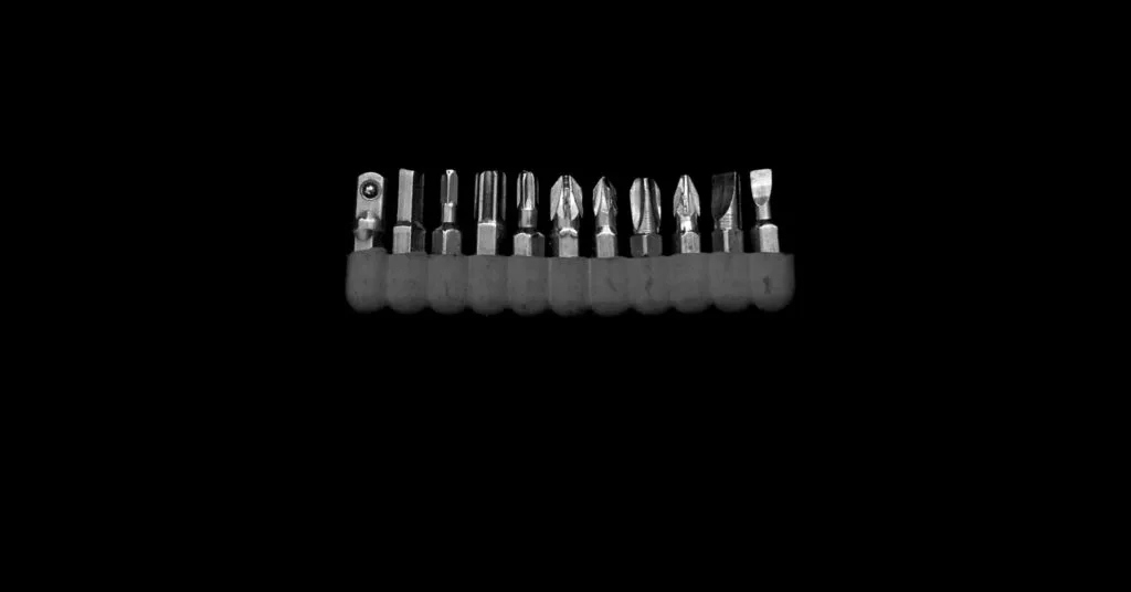 Helpful Tools - Screwdriver bits